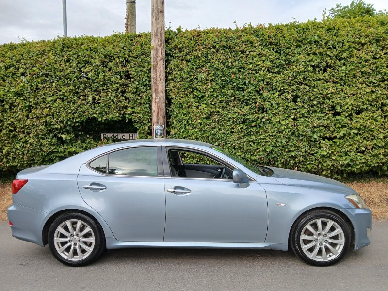Blue Lexus IS 2.5 250 SE Saloon 4dr Petrol Automatic 214 g/km 204 bhp