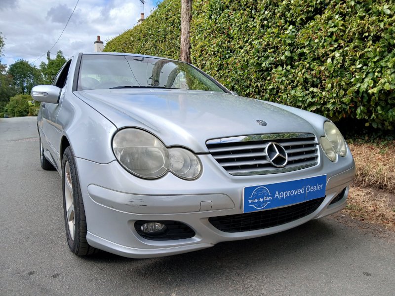 Silver Mercedes-Benz C Class 1.8 C180 Kompressor SE Coupe 2dr Petrol Automatic 193 g/km 143 bhp